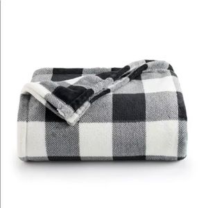 NEW Large Plush Lush Buffalo Check Throw Blanket